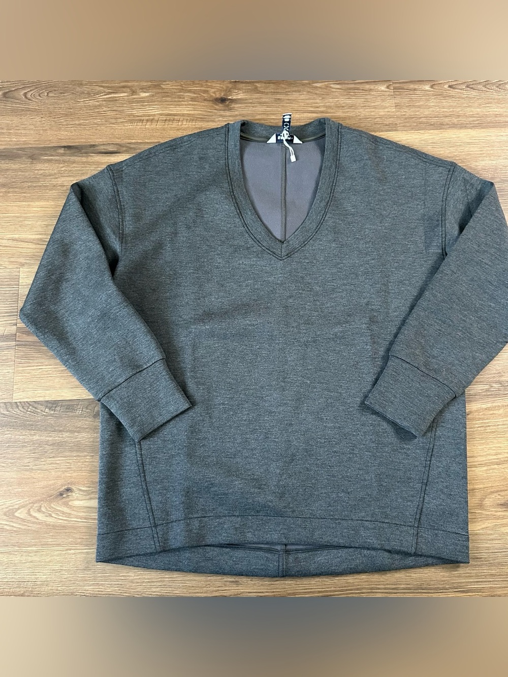 Spanx Air Essentials Brushed V Neck Tunic Sweatshirt Gray Large Drape Lounge EUC
